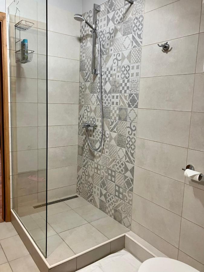 Petlov Salas Rooms Novi Sad Eksteriør bilde